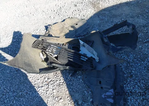 2011 Toyota Camry Le z USA, uszkodzony, nr VIN 4T1BF3EK5BU647245